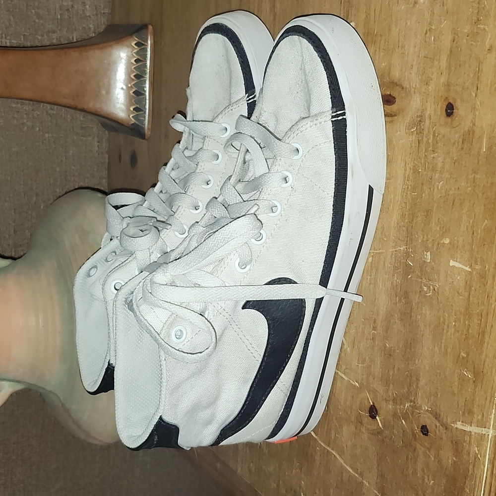 Nike White and Black High-Top Sneakers - Picture 8 of 9